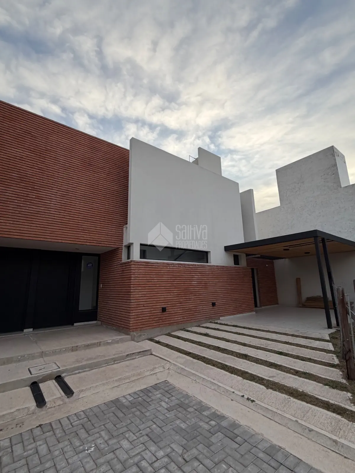 Duplex a Estrenar Nativa Housing - Frente La Estanzuela