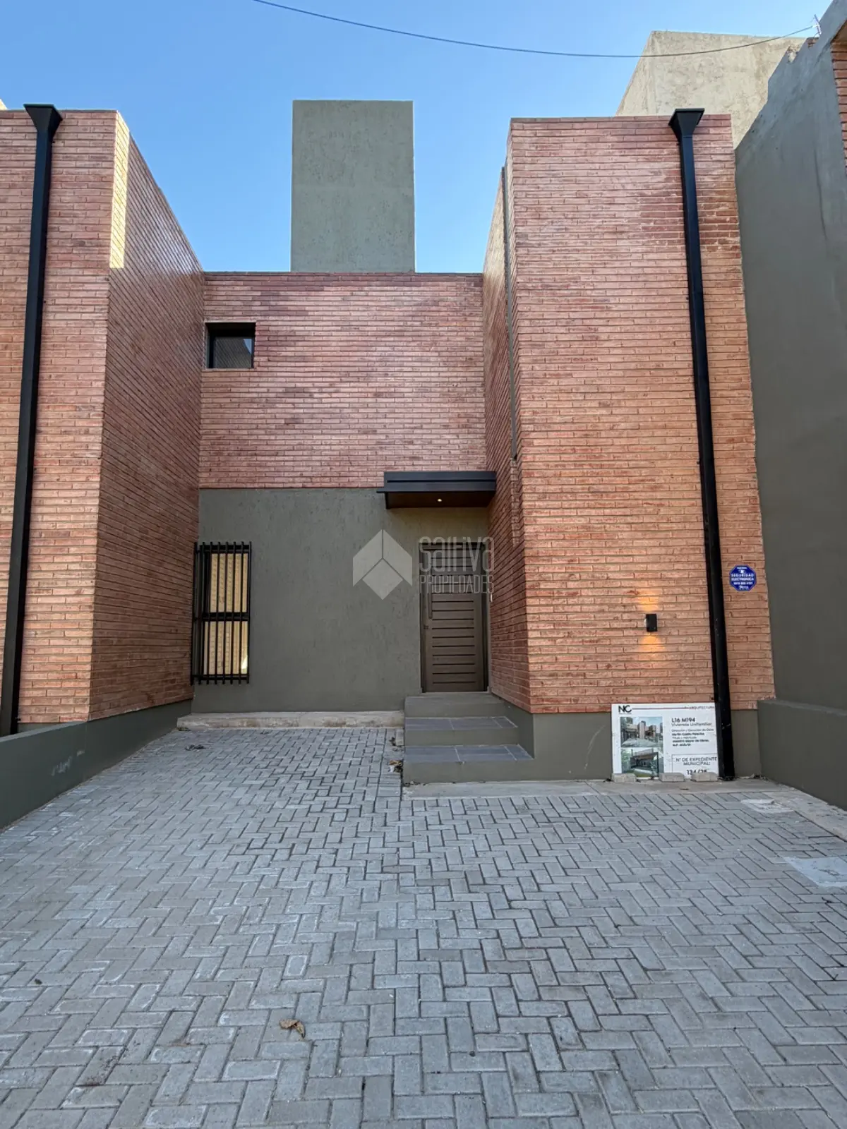 DUPLEX A ESTRENAR EN BARRIO ALTOS DE LA CALERA DE DOS DORMITORIOS