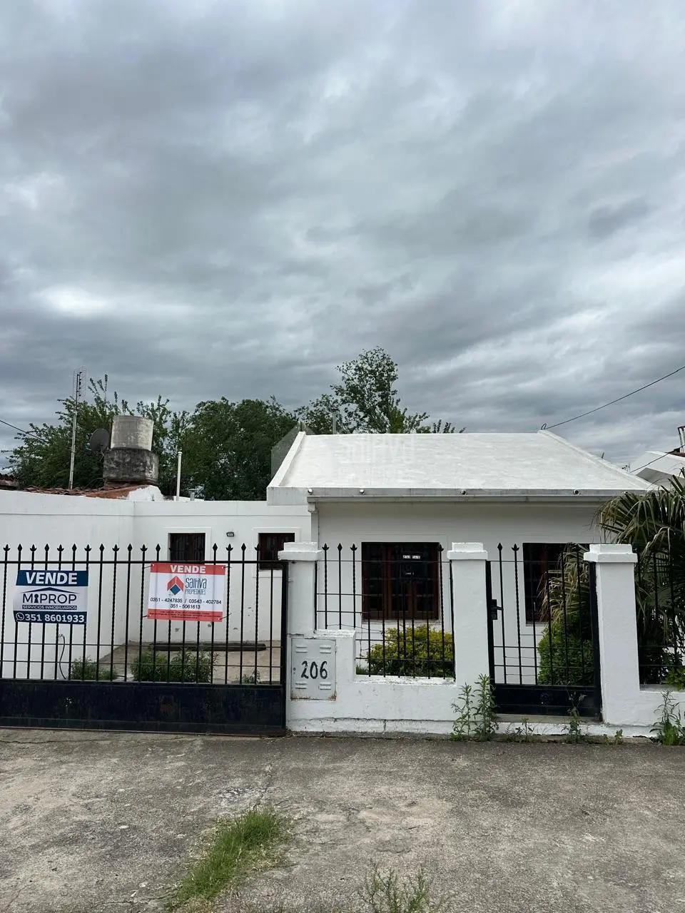 Casa en venta – La Calera Uriburu 206