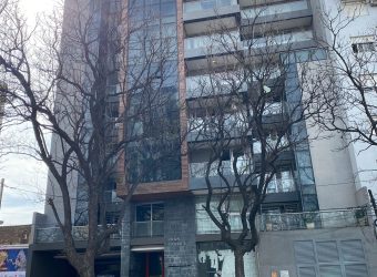 SE VENDE APARTAMENTO A MTS DE NUEVA CORDOBA.